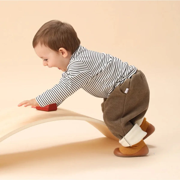 LittleGrip™ – Warme Antirutsch Babysöckli – Innen Schuh