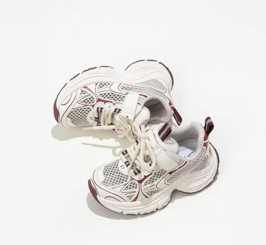 HappyFeet™ – Lichtig, Atemig & Stylisch – Kindersneaker Bordeaux