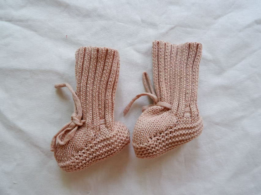 CozyBuds™ – Warme Gebrischti Babyslofli – Winterpantoffel für Chind