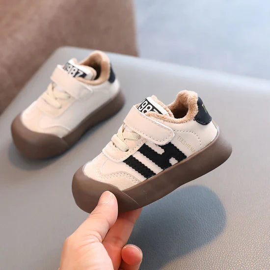 StrideKids™ – Kinder Sneakers mit Klettverschluss – Komfort, Styl & Flexibel