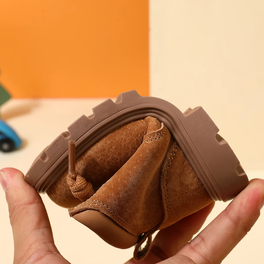 SuedeStride™ – Kinder Boots aus Veloursleder – Stylisch & Robust