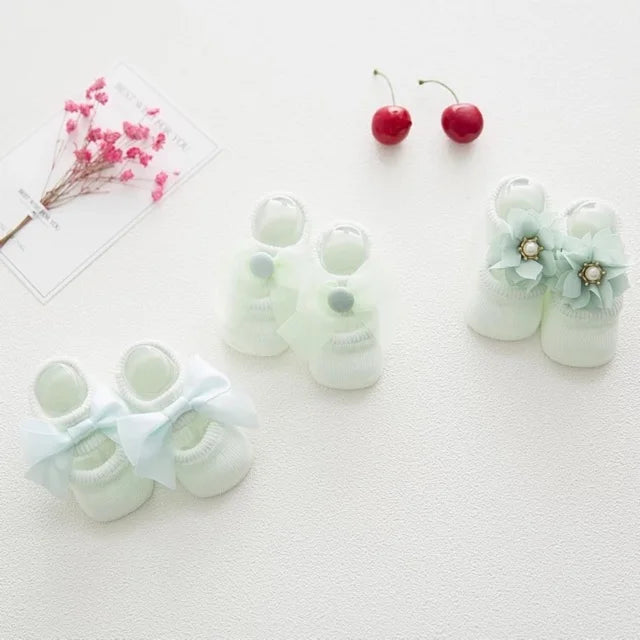 AngelToes™ – Eleganti & Komfortabli Babysöckli mit Antirutsch