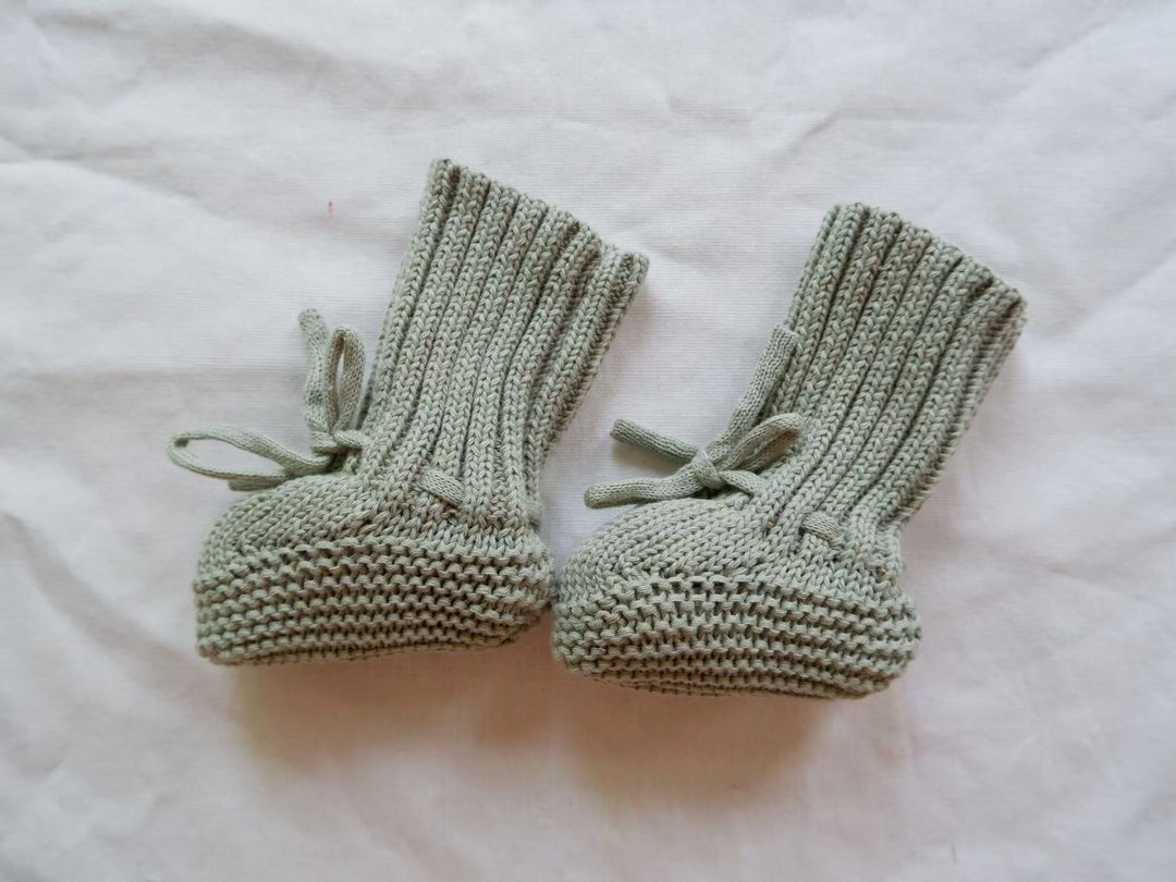 CozyBuds™ – Warme Gebrischti Babyslofli – Winterpantoffel für Chind
