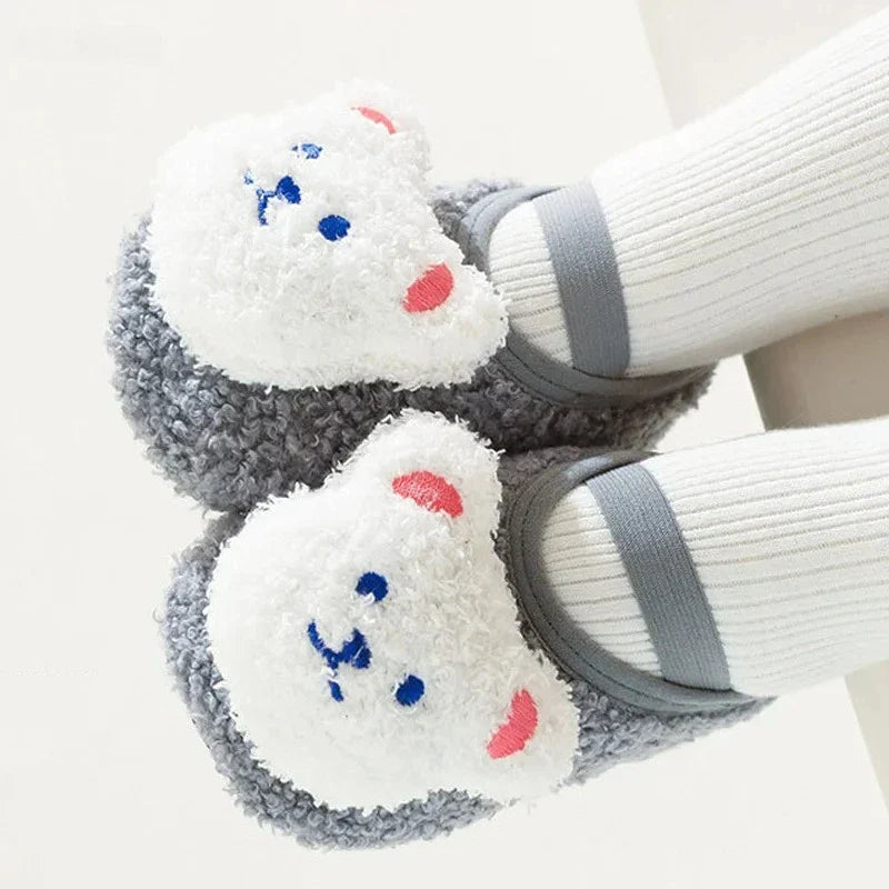 CozyPawss™ – Wärmi Bärenslofeli – Antirutsch Winterpantoffels Baby