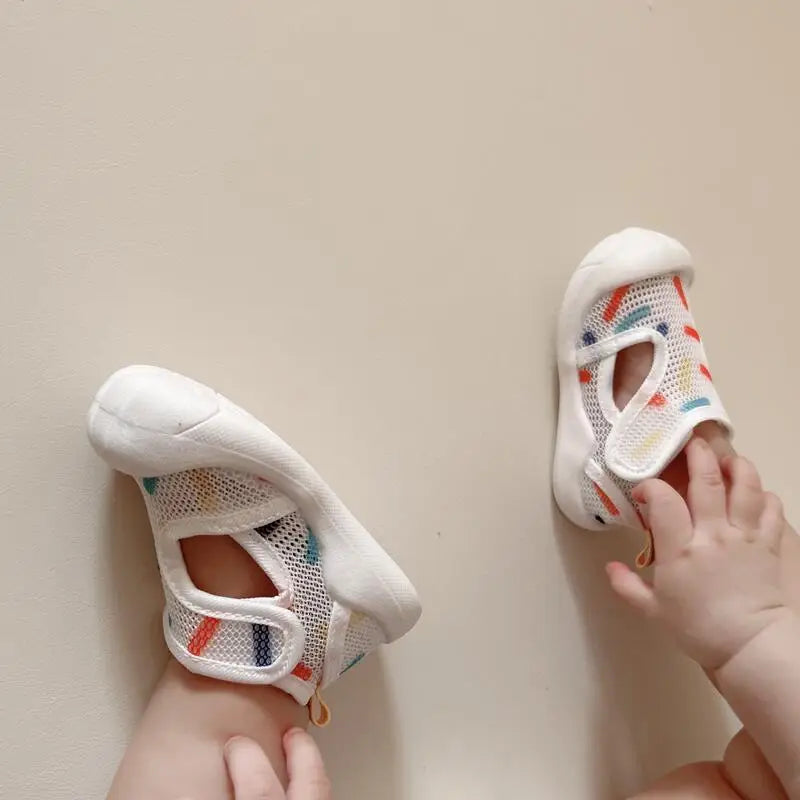 HappyWalk™ – Leicht & atmigs Babyschue – Kinder Sandale