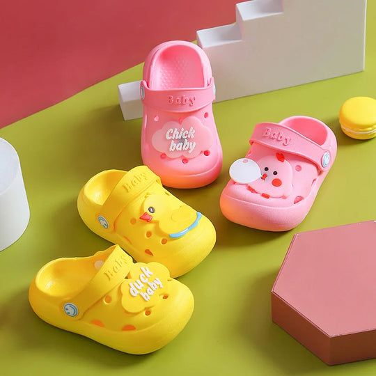 BreezeHops™ – Lichtig & Atmigs Design – Kinder Antirutsch Slippers