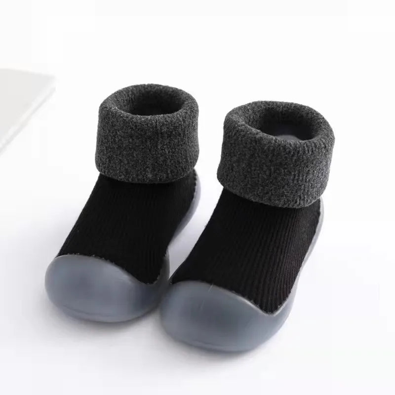 LittleGrip™ – Warme Antirutsch Babysöckli – Innen Schuh