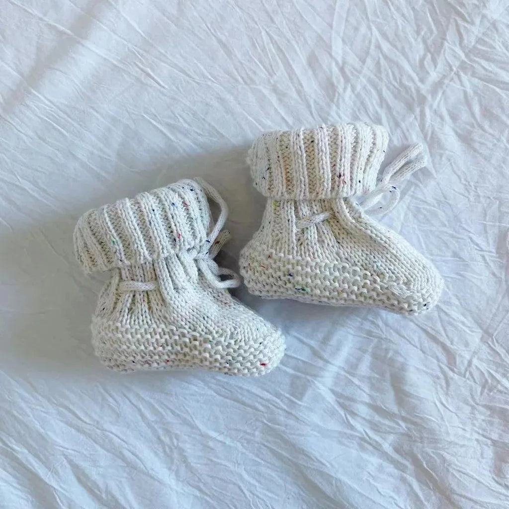 CozyBuds™ – Warme Gebrischti Babyslofli – Winterpantoffel für Chind