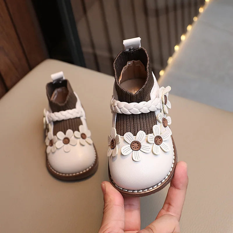BloomSteps™ – Komfortabli Schueh mit Bluemäprint – Meitli Läärschueh