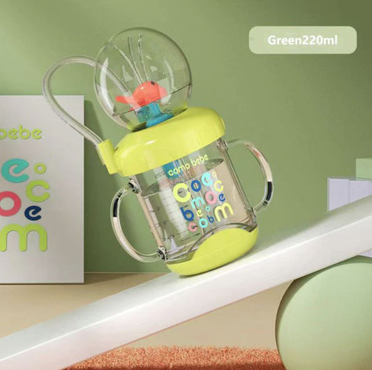 TinyTummy™ – Baby-Trinkflasche mit Walfontäne