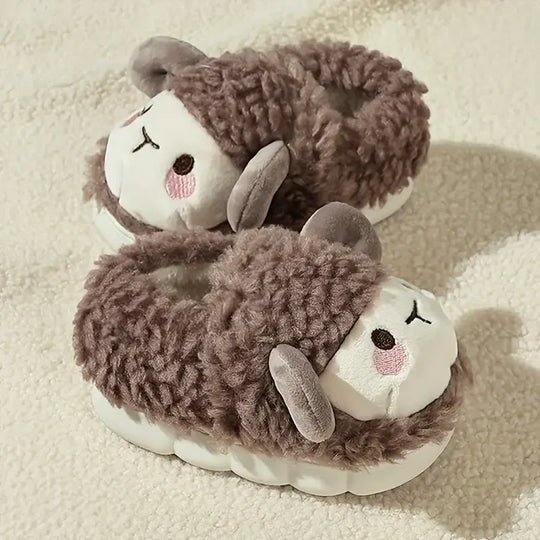 FuzzySteps™ – Die weichen Kinderhausschuhe