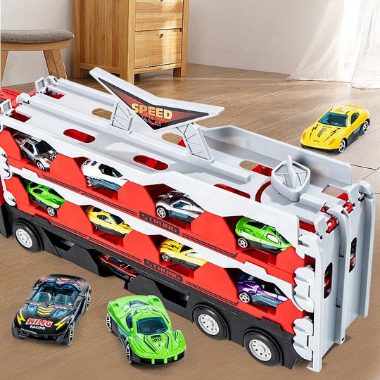 Spielspaß mit Rennstreckentransporter