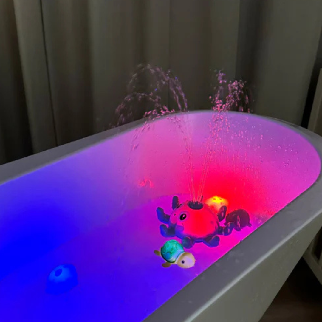 SplashGlow™ - Badfontäne – Interaktives Badespielzeug mit Licht & Wasser