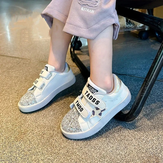 SparkSteps™ – Kinder Sneaker mit Glitter – Stylisch & Praktisch