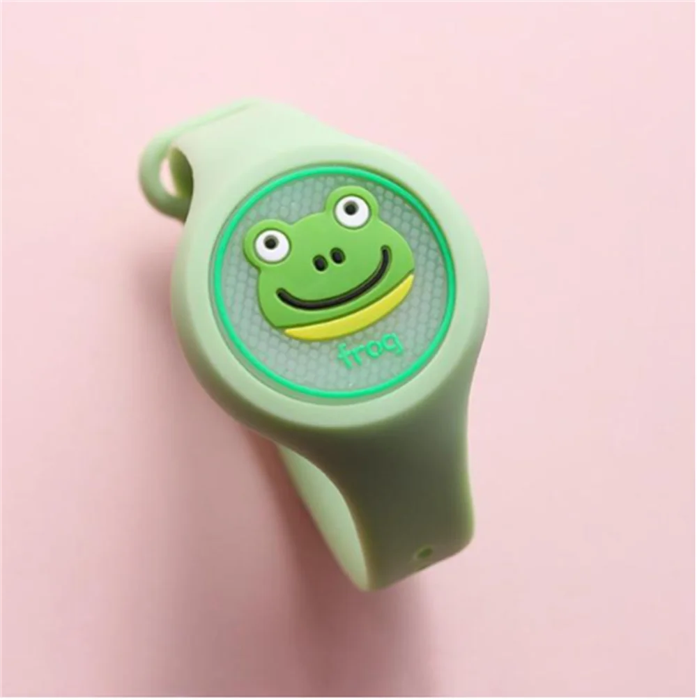 Milo & Moon™ Stilvolles Mückenarmband