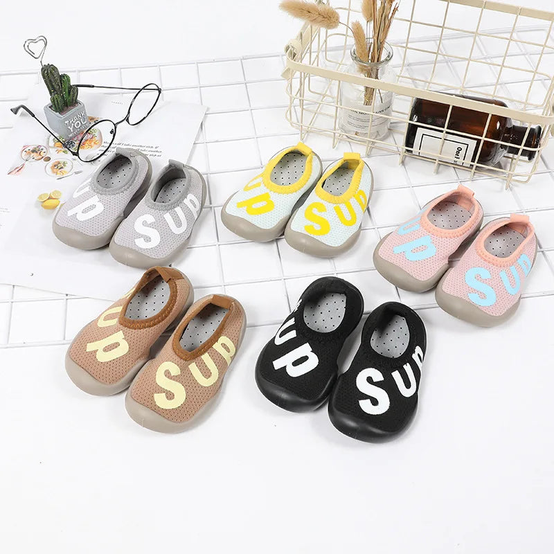 SoftWalk™ – Sommer Babyschuhe – Weich, Rutschfest & Bequem