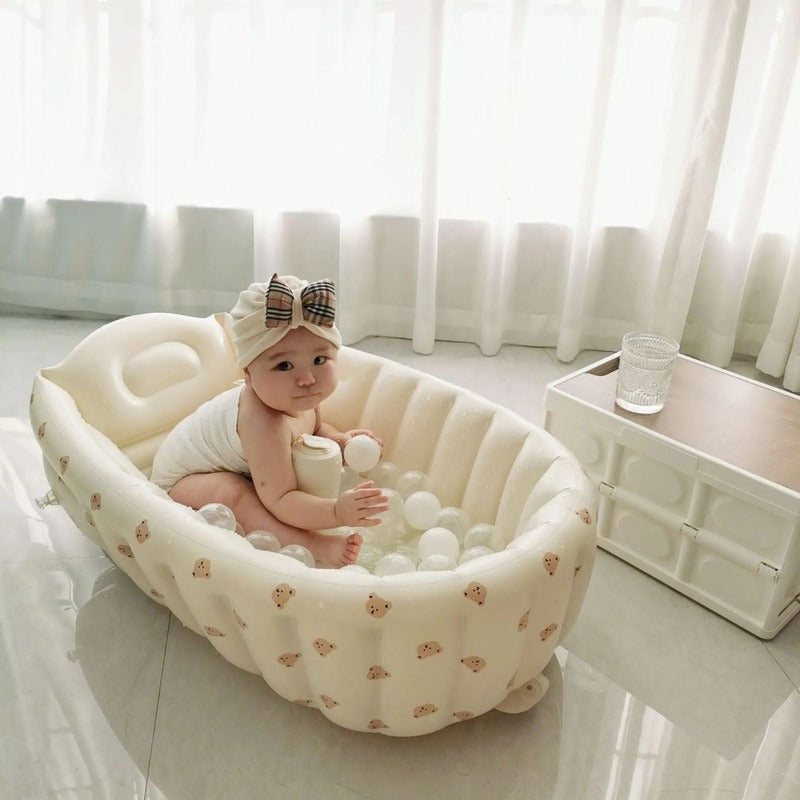 AquaNest™ | Aufblasbare Babybadewanne