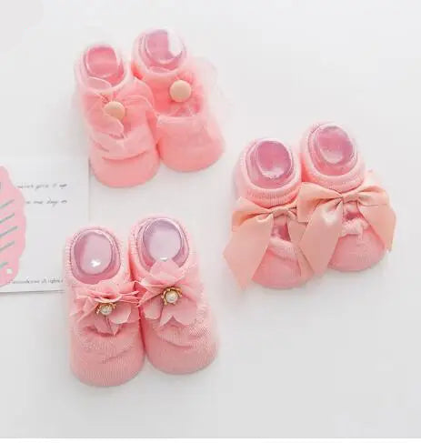 AngelToes™ – Eleganti & Komfortabli Babysöckli mit Antirutsch