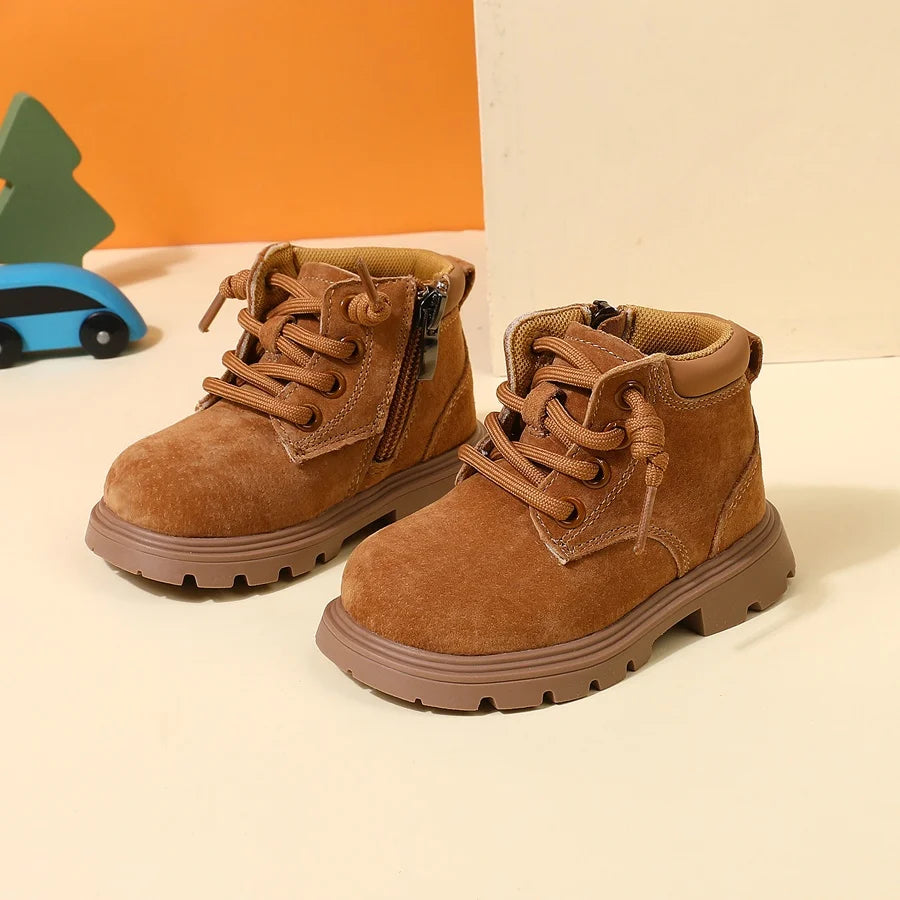 SuedeStride™ – Kinder Boots aus Veloursleder – Stylisch & Robust