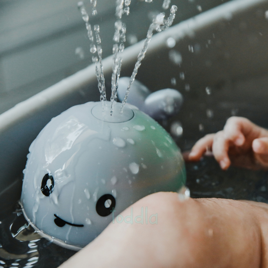 SplashWhale™ Badespielzeug - Wal