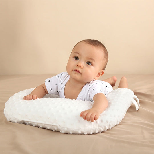 CloudCuddle™ – Luxuriöses und sicheres Still- und Schlafkissen